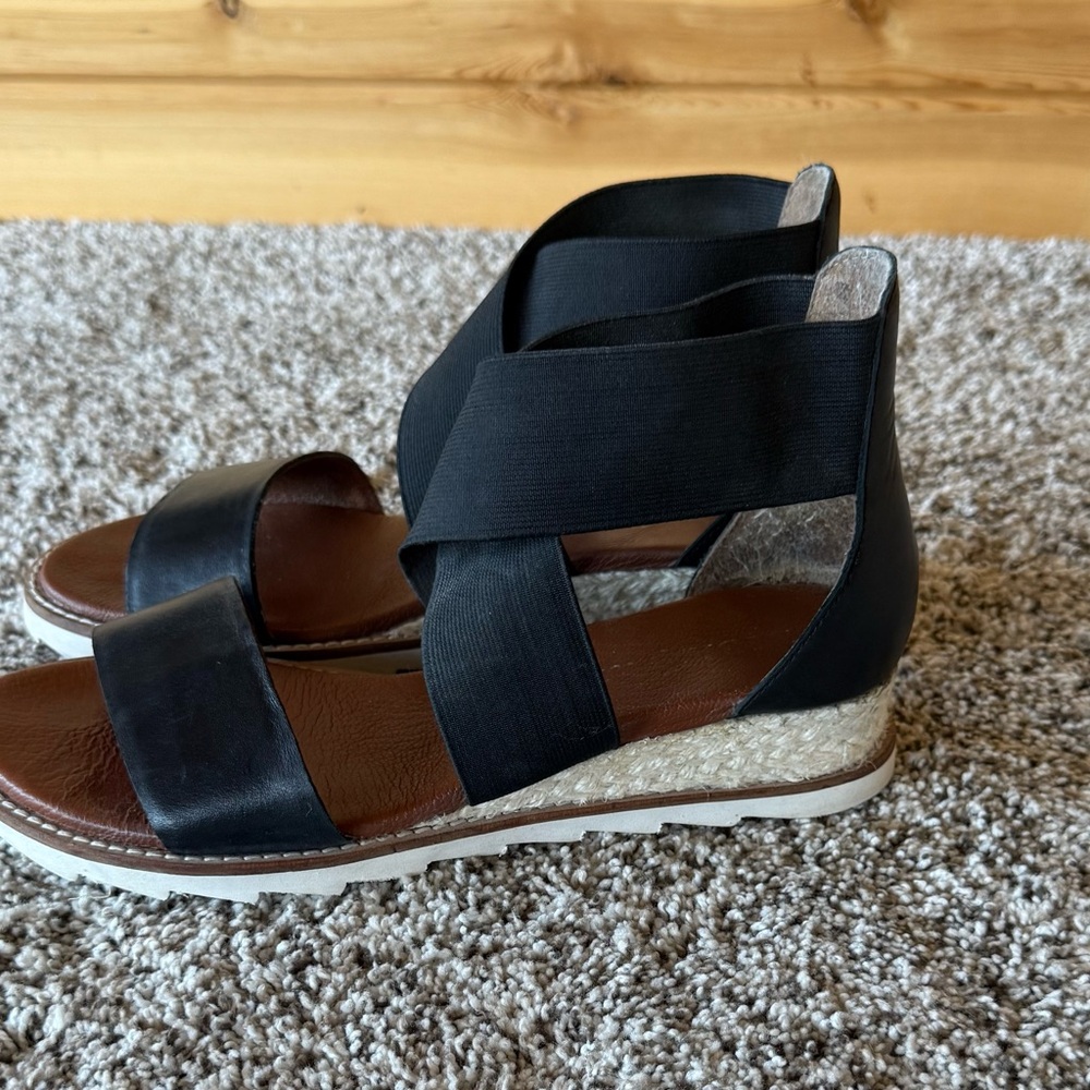 Elegant Black Espadrille Sandals